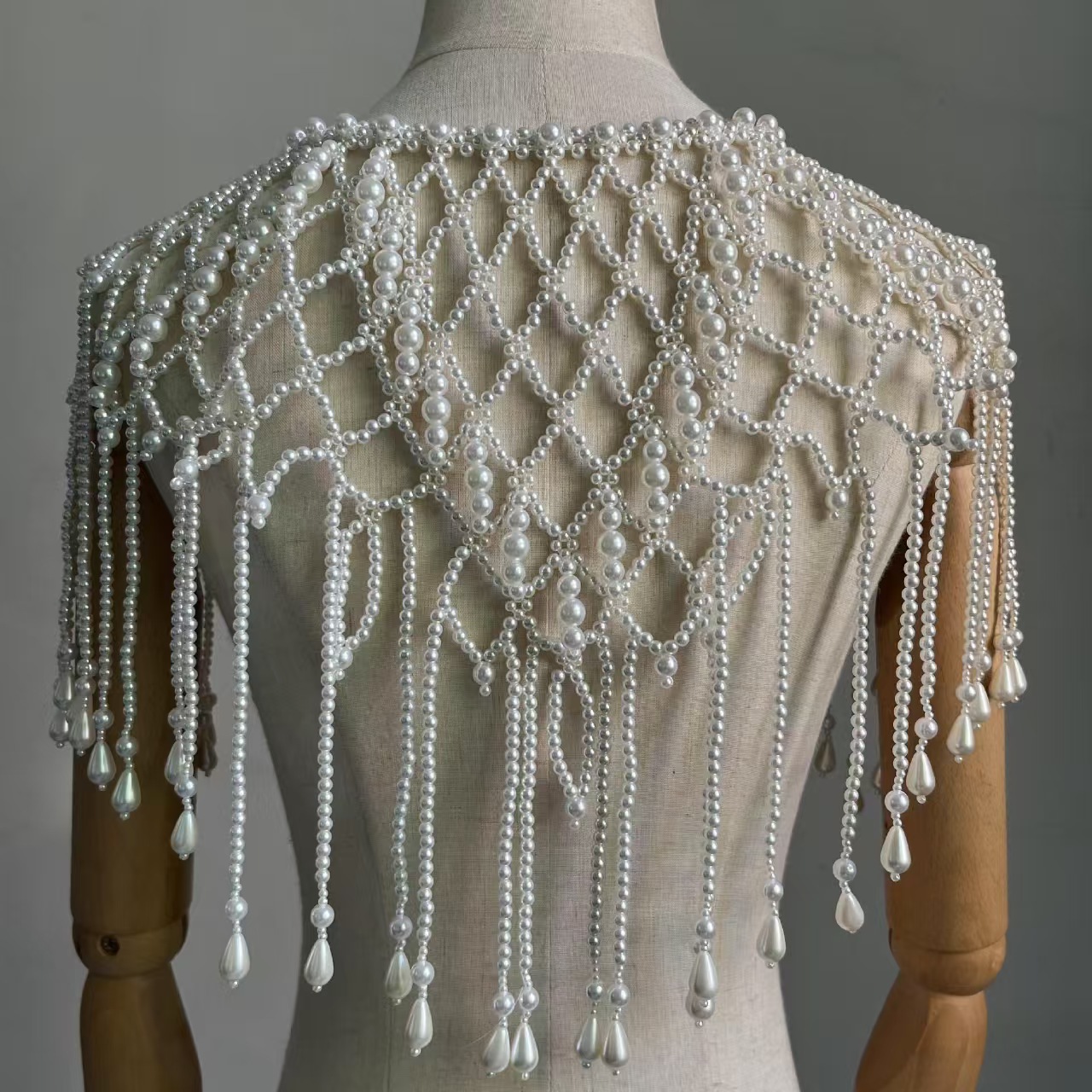 Victorian Inspired Beaded Shaw - Body Jewelry Vest 评论和价格